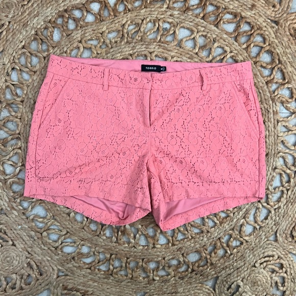 Torrid shorts - Picture 1 of 3
